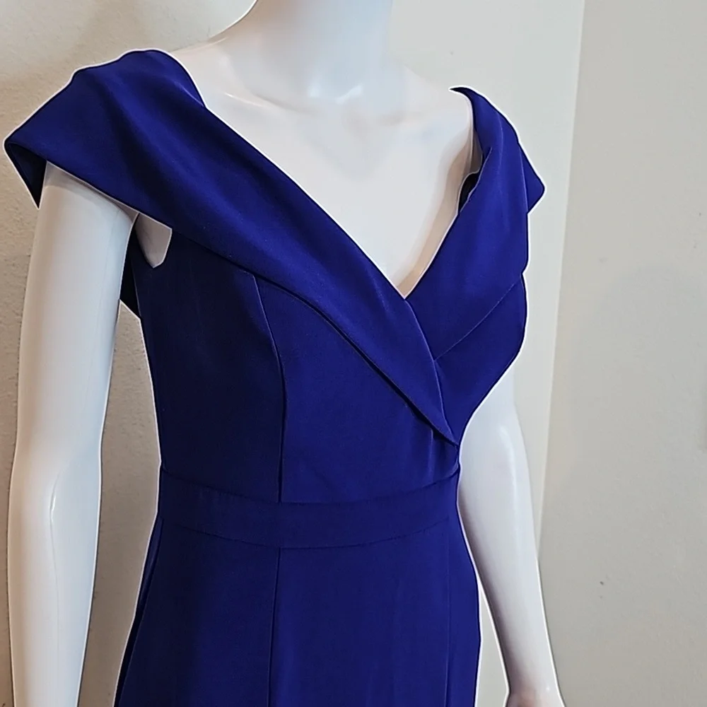 Xscape Cocktail Purple Blue Off-The-Shoulder V-Neck, Gown Siz 6